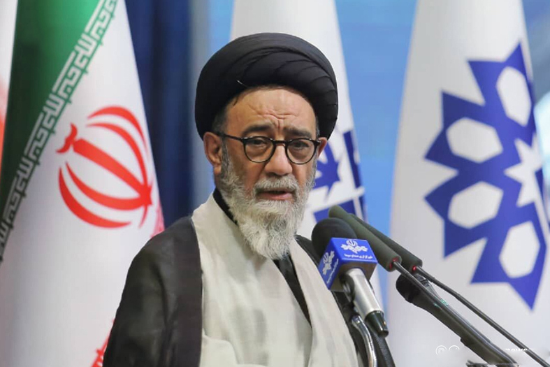 نماینده ولی‌فقیه در آذربایجان‌شرقی؛  معلمانی در تراز انقلاب اسلامی تربیت کنیم