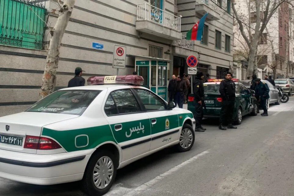 باکو به جای مظلوم نمایی توضیح دهد!