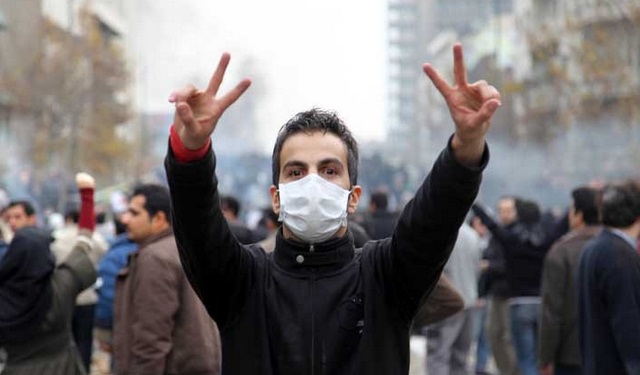 چرا «رضاشاه، روحت شاد»؟