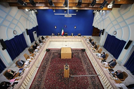 جلسه هیئت دولت امروز دست پُر بود