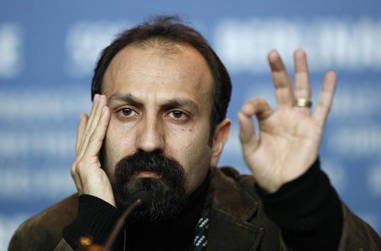 ماجرای اعتراض جریان انقلابی به توهین اصغر فرهادی و پاسخ شدیدالحن او