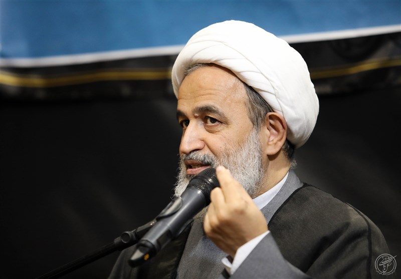 واکنش پناهیان به سخنان عبدالحمید: عالم دینی بهتر از همه، شومی حرف «تفرقه‌افکنانه» را می‌داند