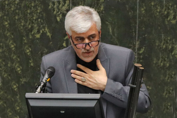 وزیر ورزش: گزینه‌های مدیرعاملی باشگاه پرسپولیس پس از دربی اعلام می‌شود